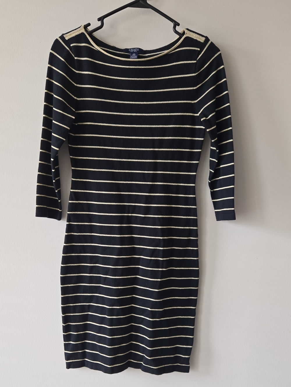 Black and Gold 3/4 Sleeve Dress